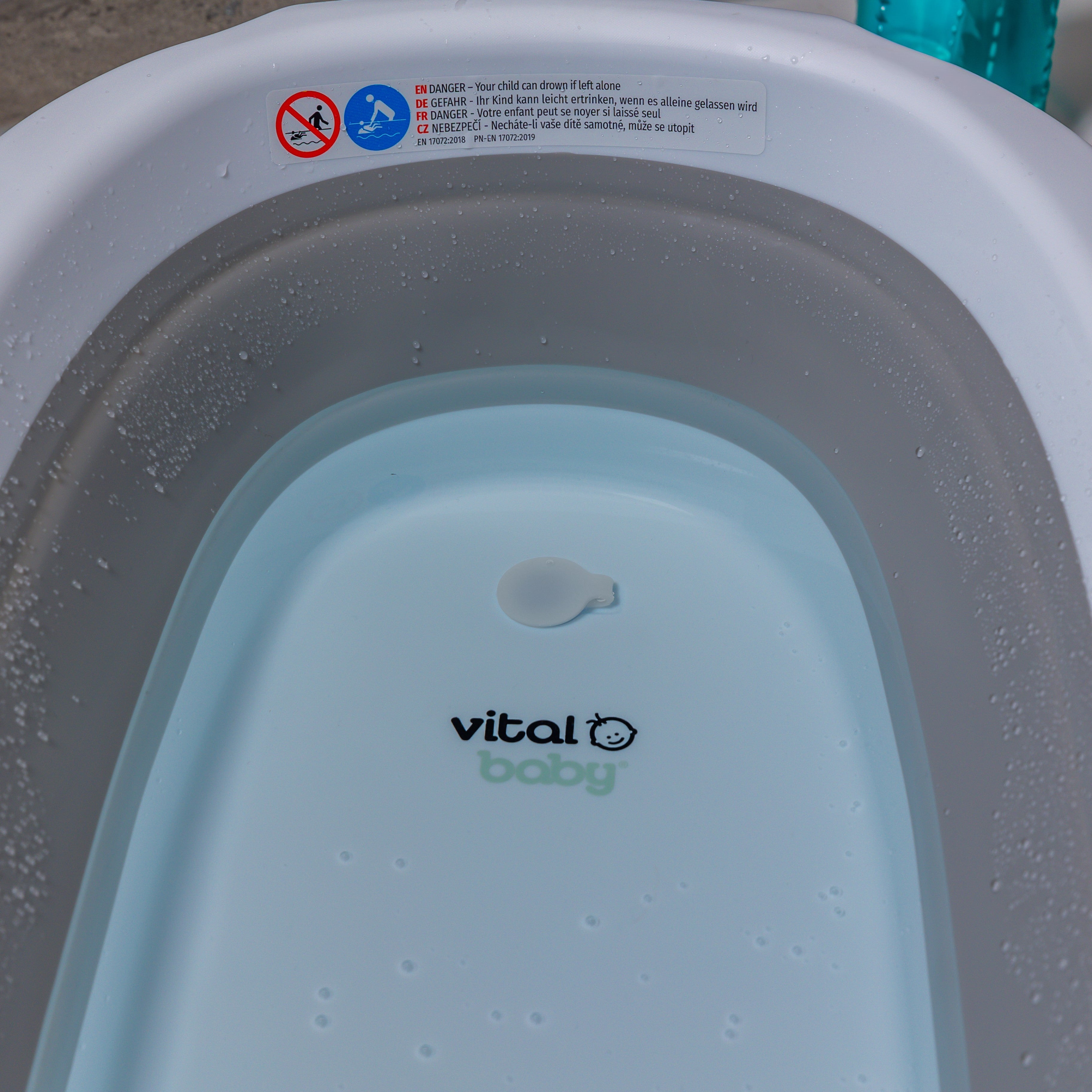 foldable bath